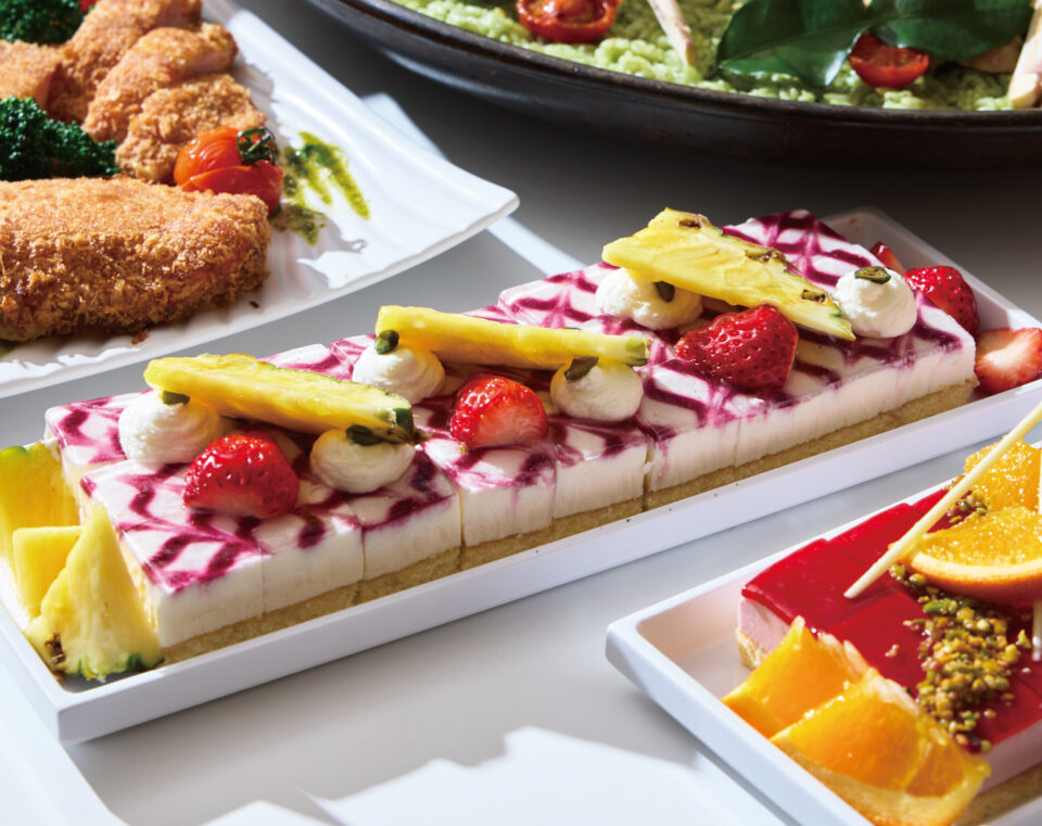 ザ・ループ ランチ＆ディナービュッフェ7月8月の画像