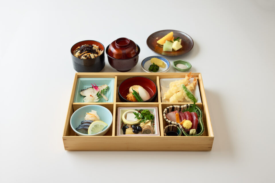 Washokuzen (Japanese set meal)