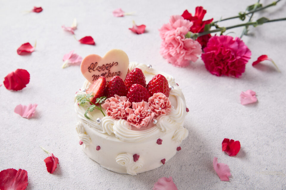 【5月8日(金)•9日(土)•10日(日)】<br />
母の日ショートケーキ4号